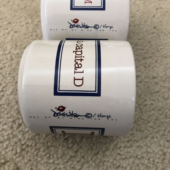 Vtg Doug Wilson set of 2 coffee mugs - “Mom & Dad". - Picture 3 of 4